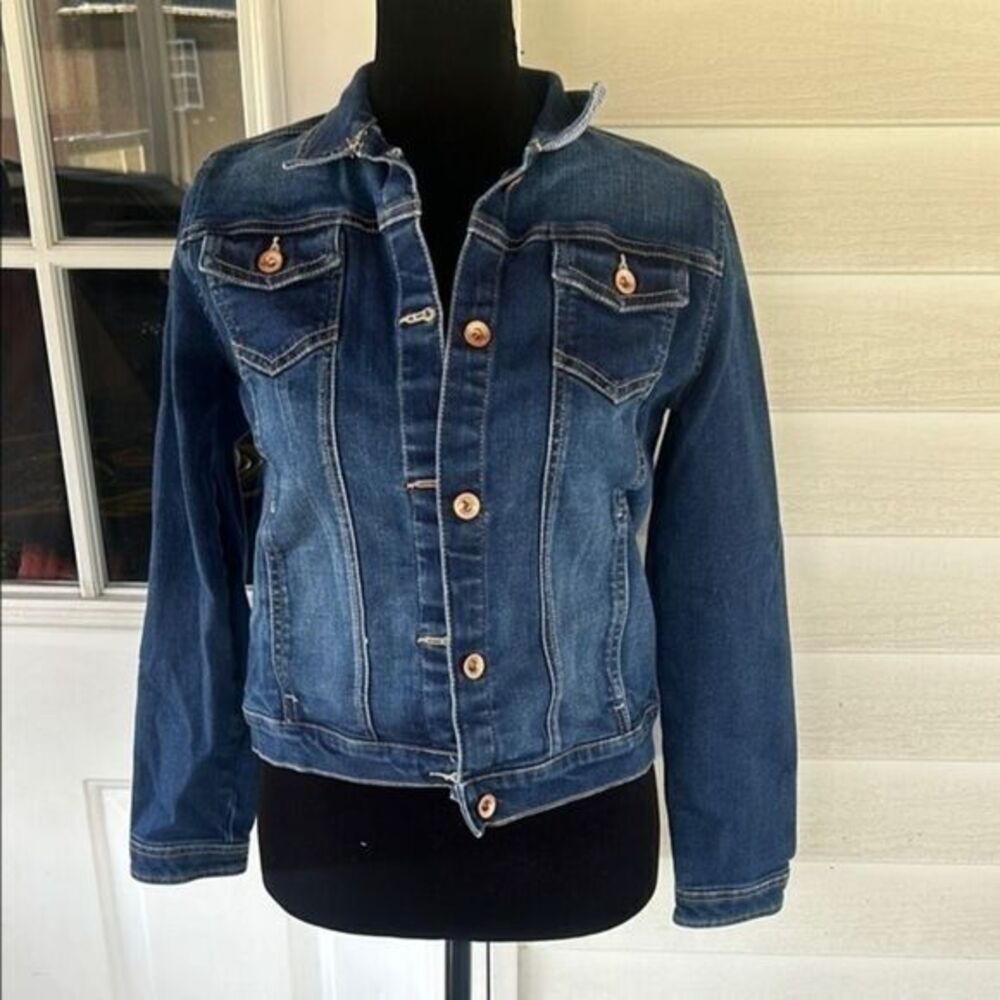 Vineyard Vines girls Large Classic Blue Jean Jacket with Contrast Stitching   E